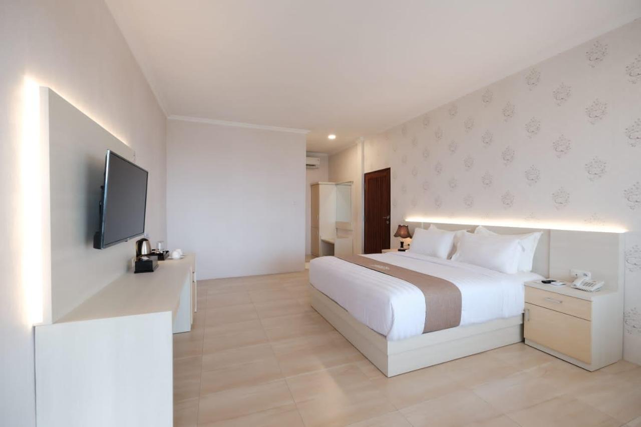 Bukit Indah Doda Hotel & Resorts 팔루 외부 사진