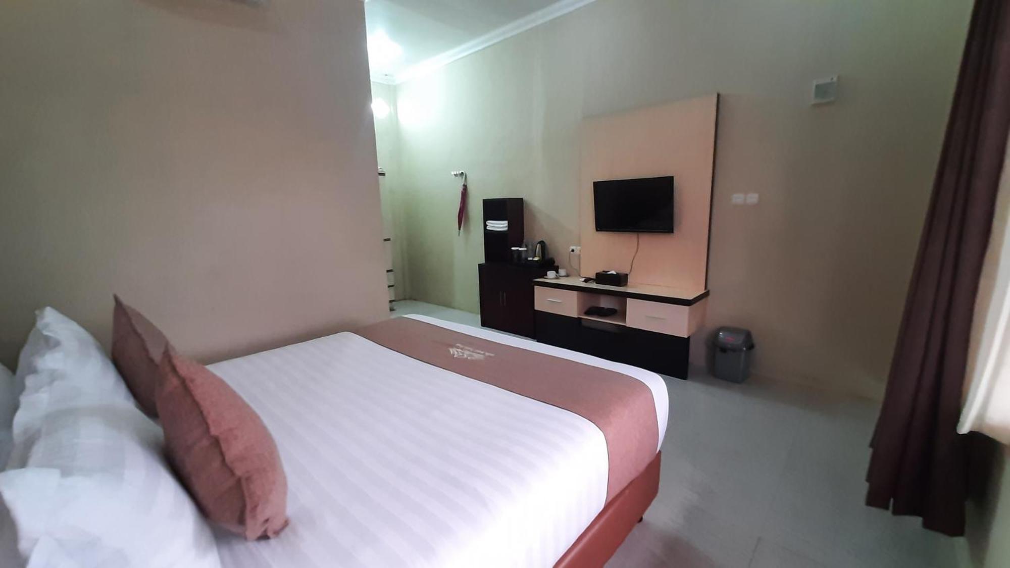 Bukit Indah Doda Hotel & Resorts 팔루 외부 사진