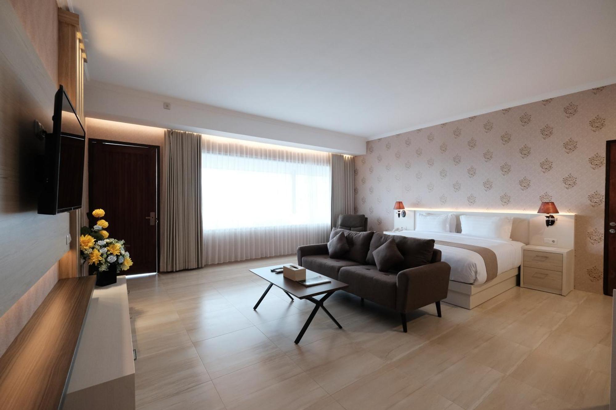 Bukit Indah Doda Hotel & Resorts 팔루 외부 사진